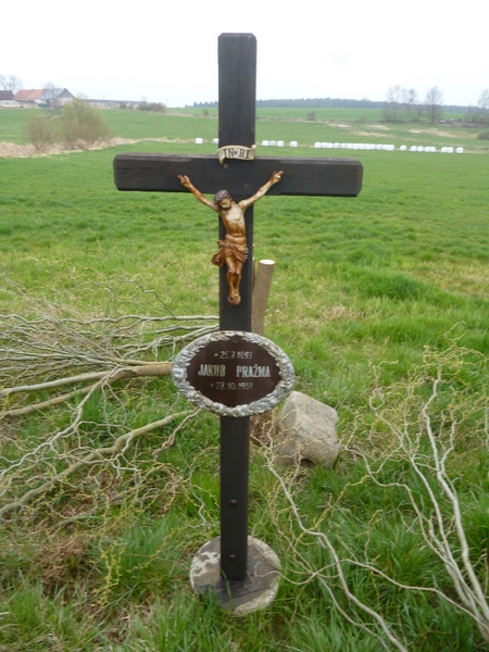 Křížek u silnice